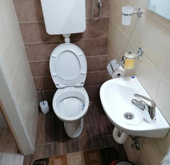 اتاق استاندارد با بالکن, Prenoćište Day Holiday