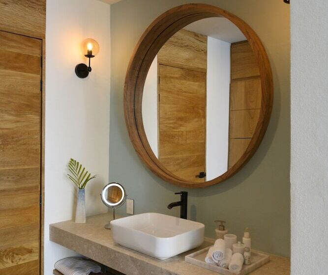 اتاق لوکس, Basalto