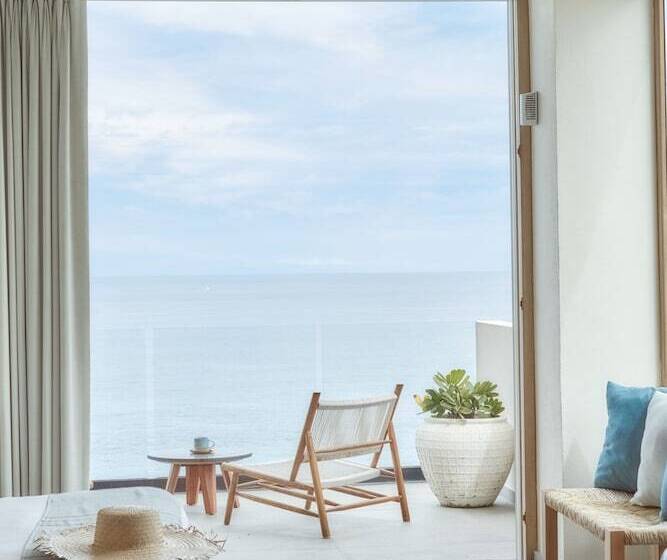 اتاق لوکس, Basalto