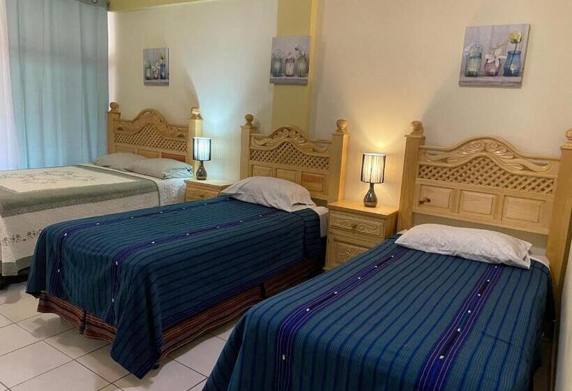 اتاق راحتی سه تخته, Villas Jabel Tinamit