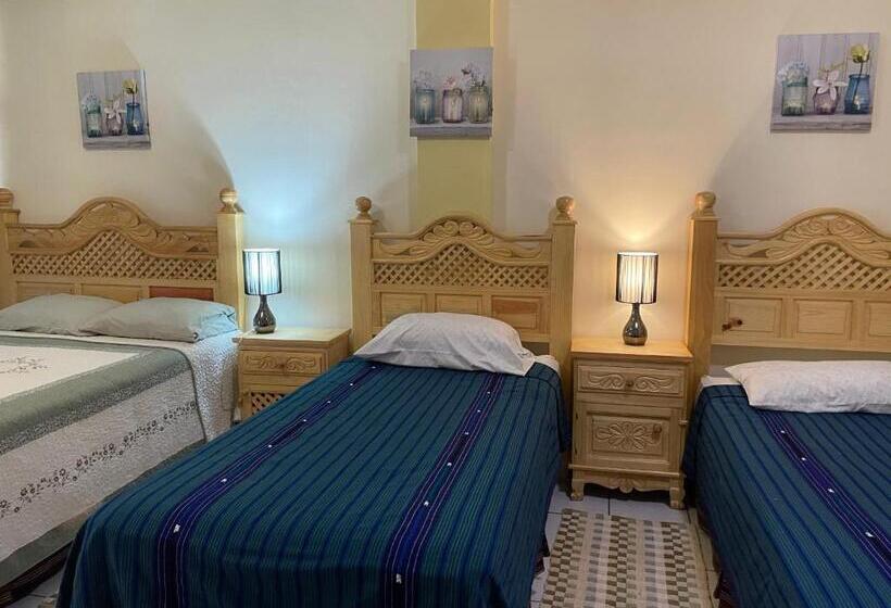 اتاق راحتی سه تخته, Villas Jabel Tinamit