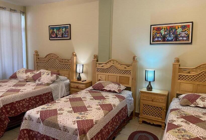 اتاق راحتی سه تخته, Villas Jabel Tinamit