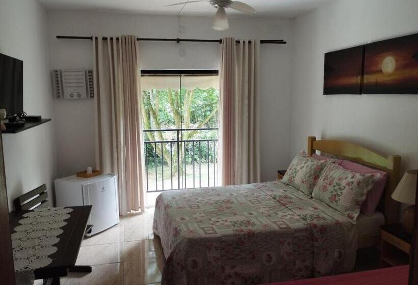 带花园景观的标准三人间, Pousada Bem Querer