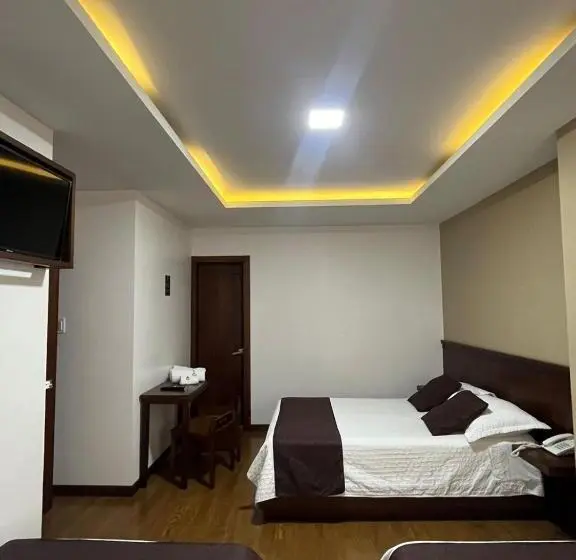 اتاق راحتی سه تخته, Hostal Camil