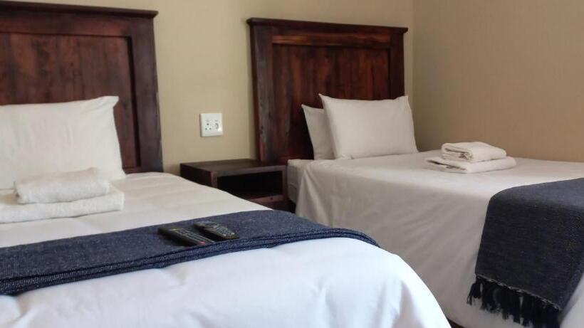 스탠다드 트리플 룸, M N M Guesthouse In Turfloop Mankweng