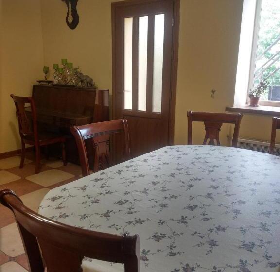 اتاق خانوادگی با سرویس بهداشتی مشترک, Popock City Center