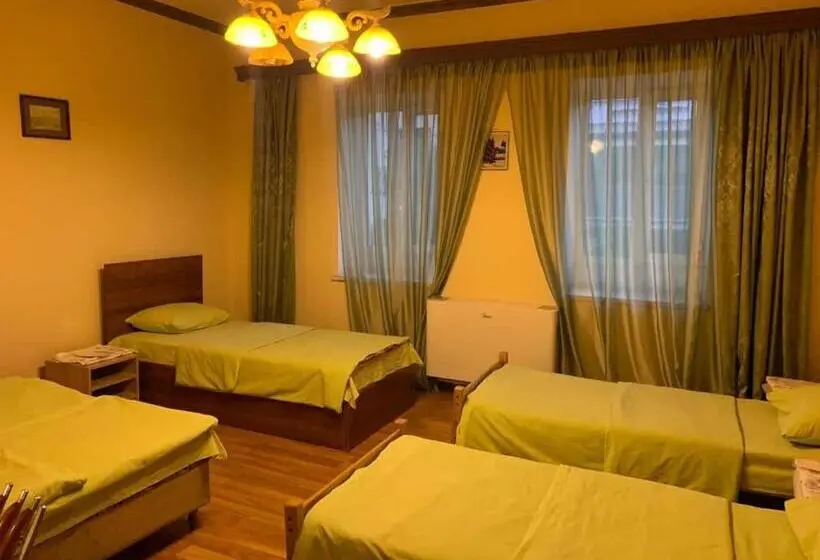 اتاق خانوادگی با سرویس بهداشتی مشترک, Popock City Center