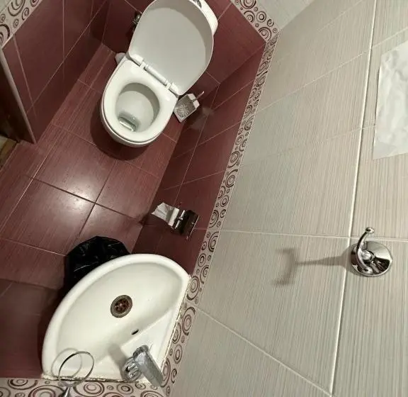 اتاق اکونومی, Popock City Center