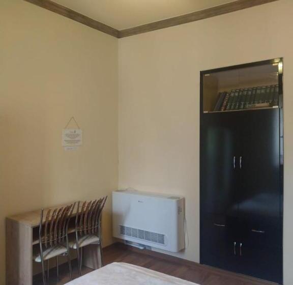 اتاق اکونومی, Popock City Center