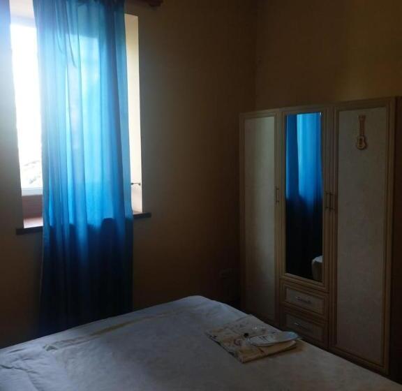 اتاق اکونومی, Popock City Center