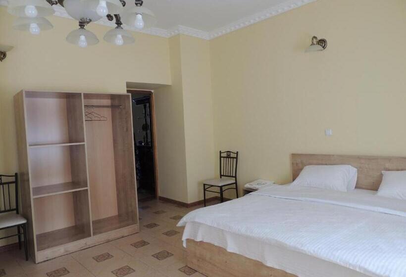 اتاق خانوادگی, Popock City Center