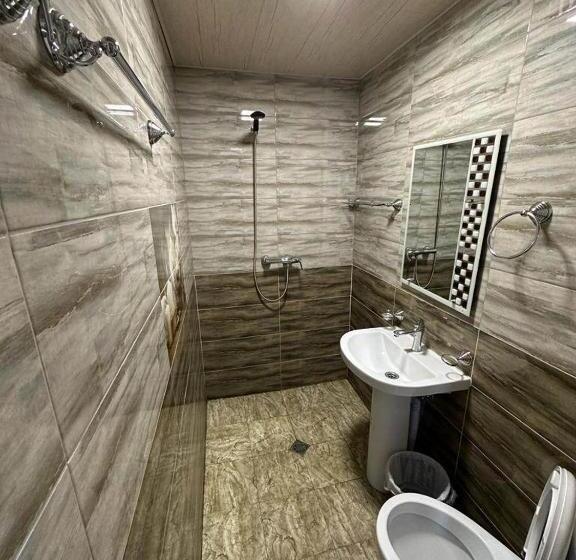 اتاق لوکس با بالکن, Popock City Center