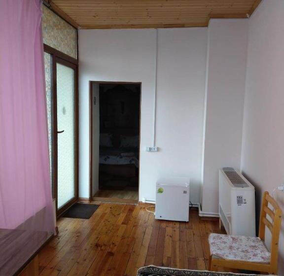 اتاق لوکس با بالکن, Popock City Center