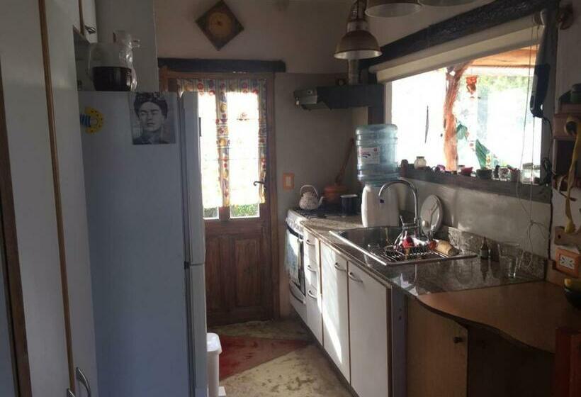 جناح مزود بجاكوزى, Refugio: El Llamado