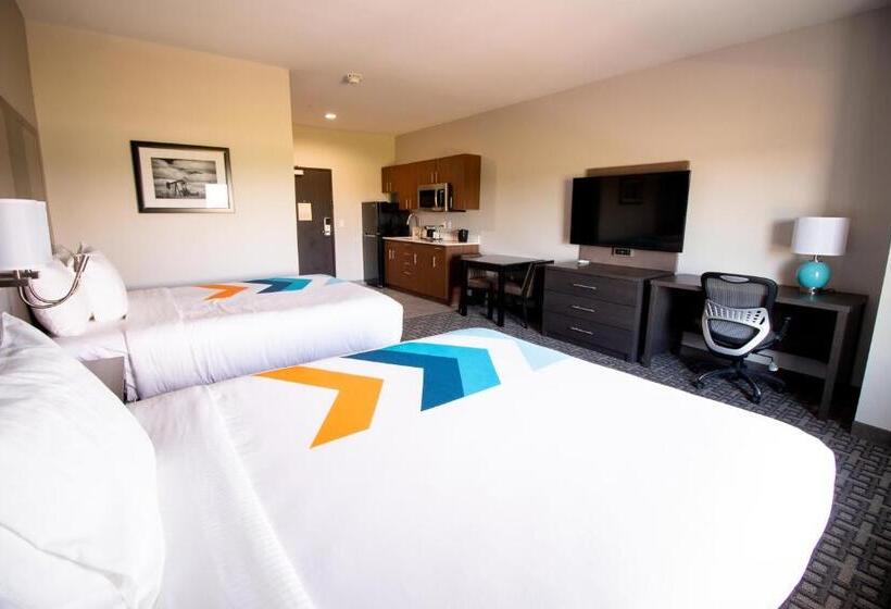 スーペリアールーム, Pryor