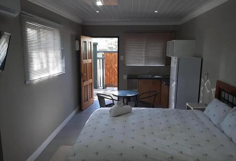 Standard-huone, Lux Rooms On 37