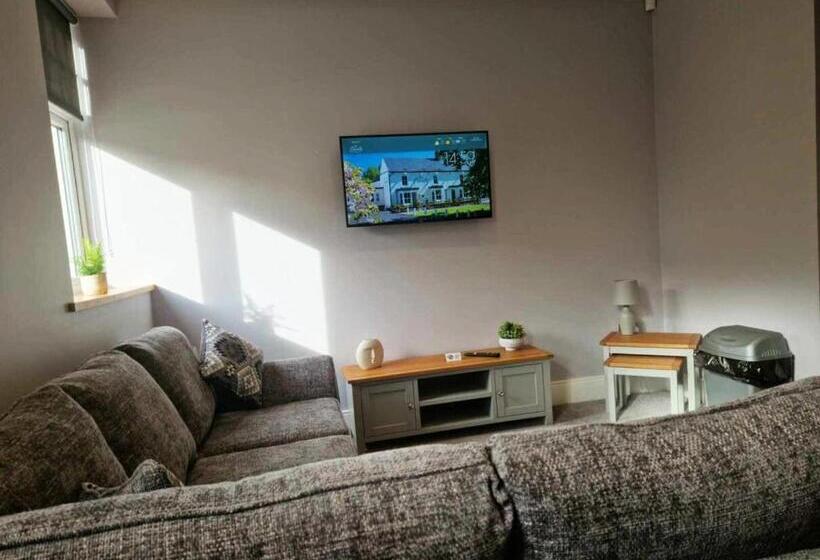 Апартаменты 1 Спальня Нижний Этаж, The County