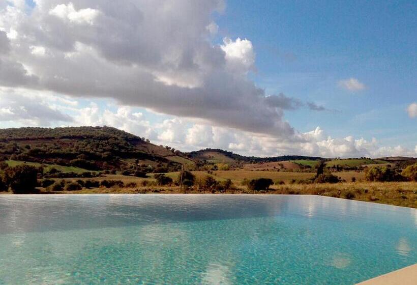 דירת חדר בקומת קרקע, Marrucheti 82