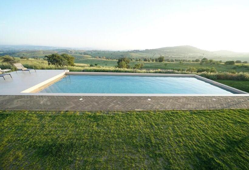 غرفة قياسية سرير كينج, Marrucheti 82