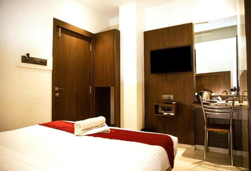 标准间, Express Inn, Panvel