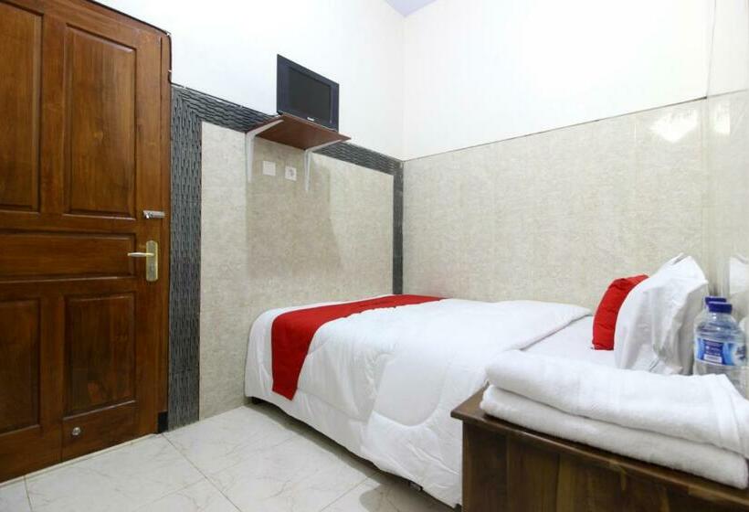 Номер Стандарт, Reddoorz Near Museum Gunung Merapi