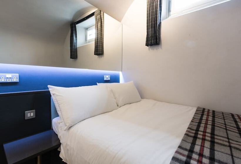 اتاق استاندارد با سرویس بهداشتی مشترک, Code Pod – The Court  Edinburgh