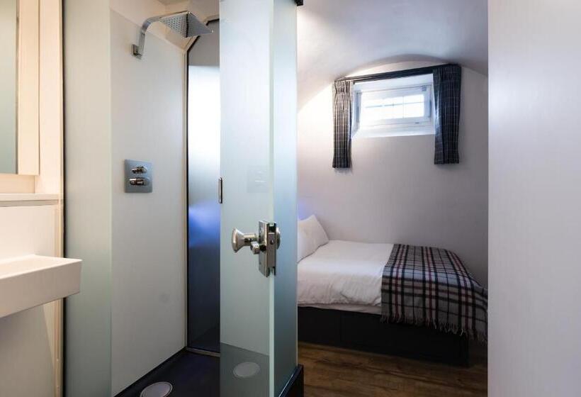 اتاق استاندارد, Code Pod – The Court  Edinburgh