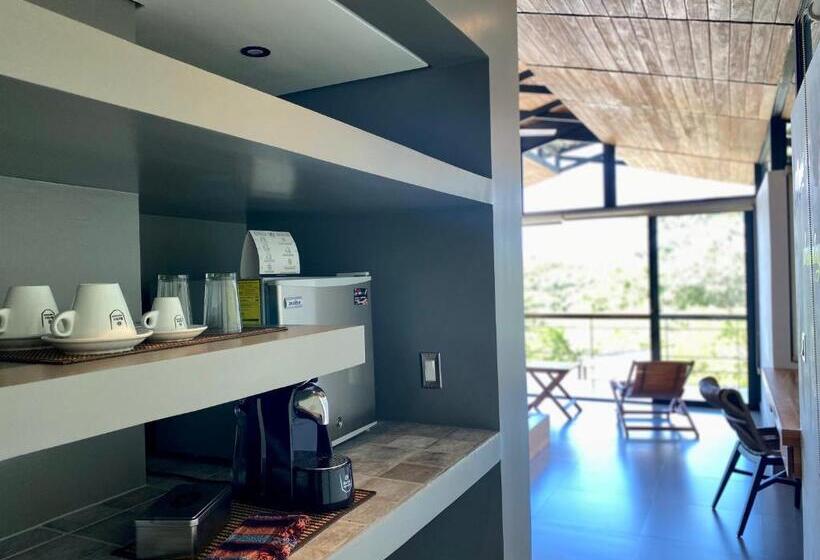 带大床的套房, Pacific Kalokairi  Adults Only