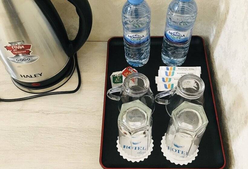 اتاق استاندارد سه نفره, Mira Stay