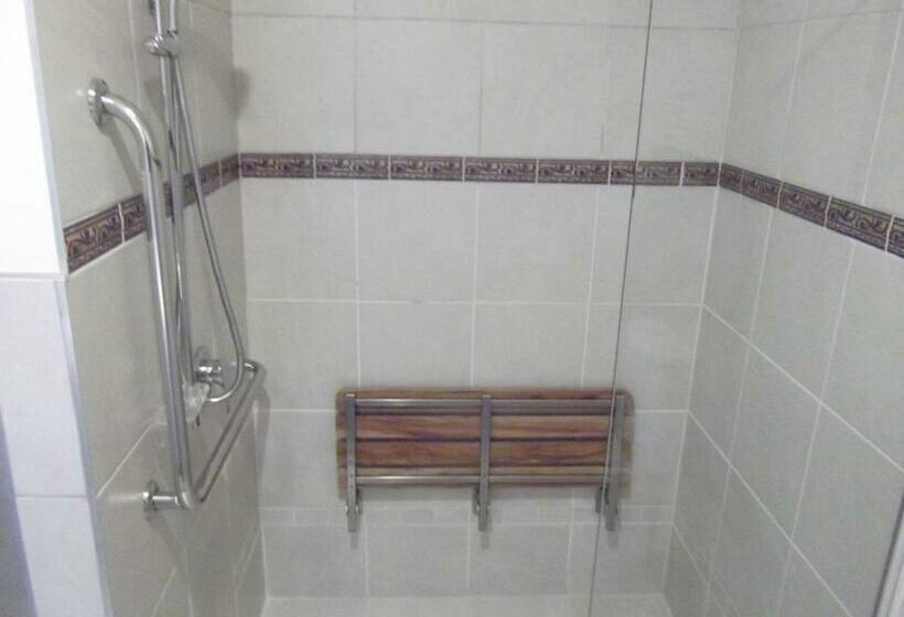 스탠다드 스튜디오, Goldfield Suites