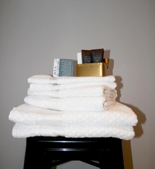 Номер Стандарт, B&b Rocambola