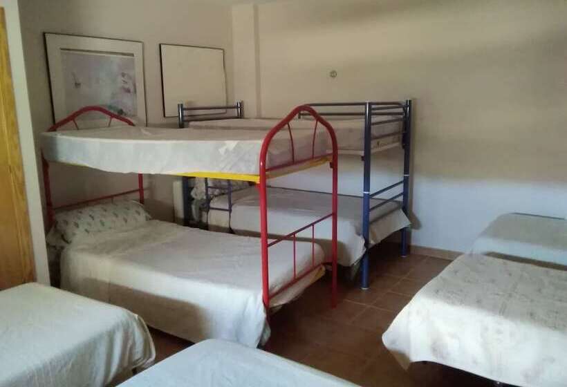 غرفة عائلية حمام مشترك, Casa Rural Albergue Fuente Bellido   Hostel