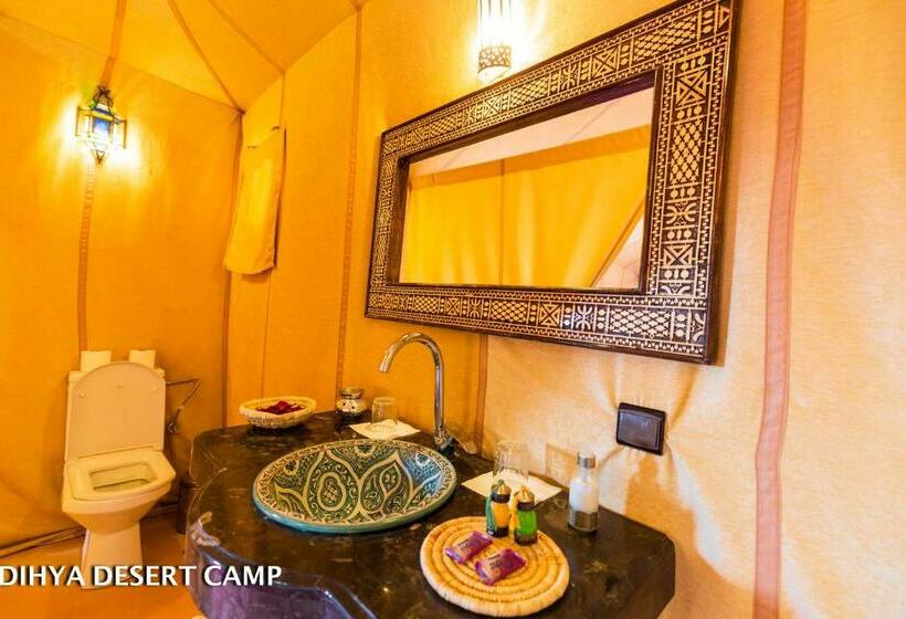 اتاق لوکس با تخت بزرگ, Dihya Desert Camp