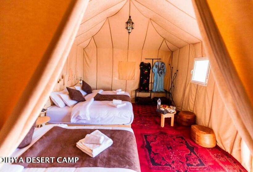 اتاق لوکس با تخت بزرگ, Dihya Desert Camp
