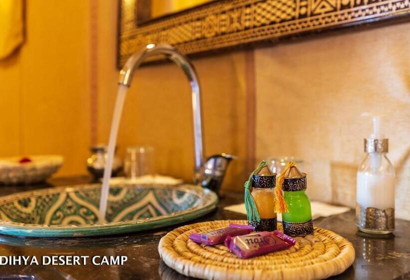 اتاق لوکس با تخت بزرگ, Dihya Desert Camp