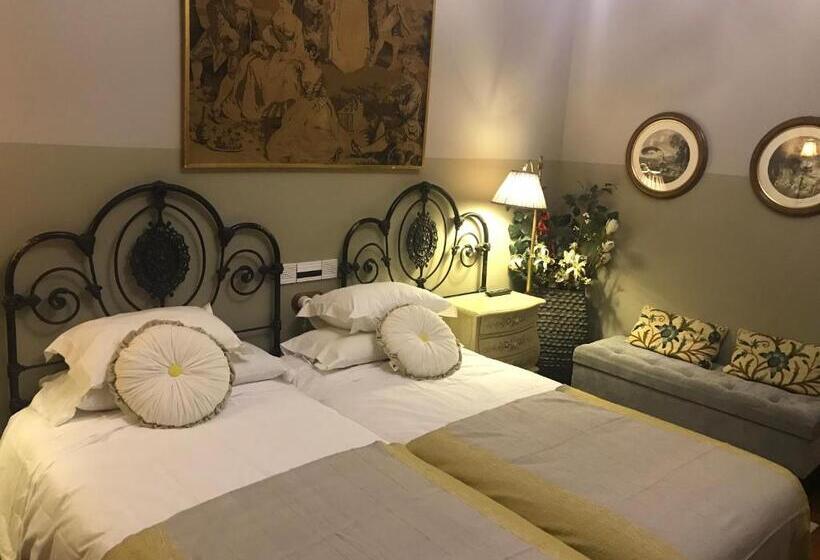 Номер Стандарт, El Corral De Perorrubio