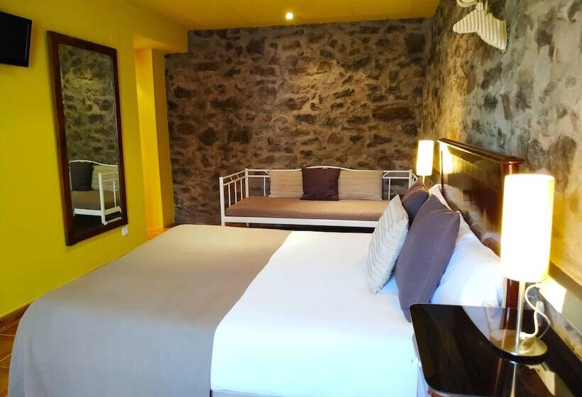 غرفة قياسية, Rural Curia