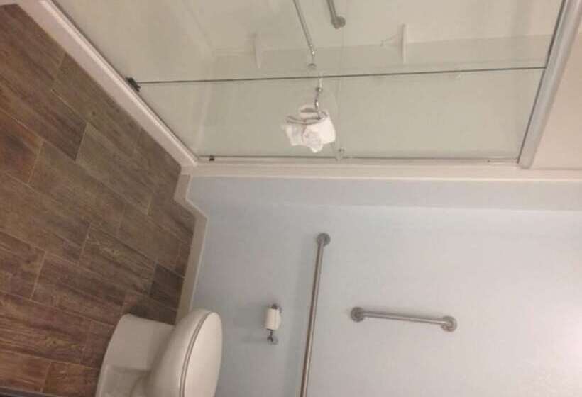 Номер Стандарт, The Bevy Hotel Boerne, A Doubletree By Hilton