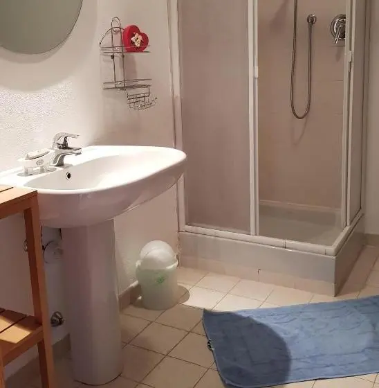 バルコニー付きスタンダードルーム, Casa Re   B&b E Vino A Montabone