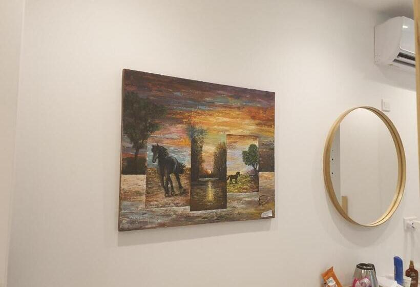 اتاق استاندارد سه تخته با چشم‌انداز, Hai