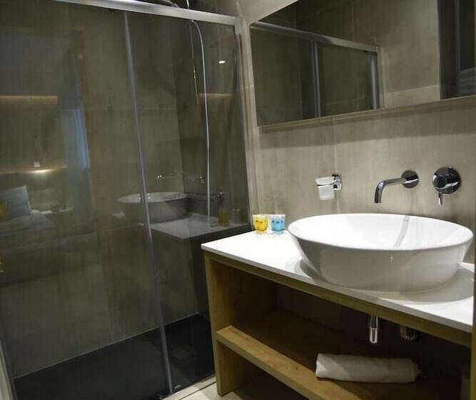 Standard Room with Balcony Side Sea View, Hai