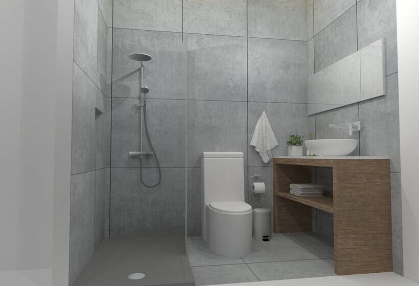 اتاق استاندارد سه نفره با چشم‌انداز کنار دریا, Hai