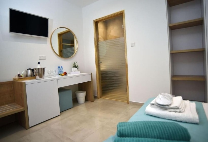 اتاق استاندارد پریمیوم سه تخته, Hai