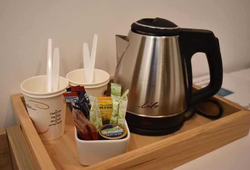 اتاق استاندارد, Hai