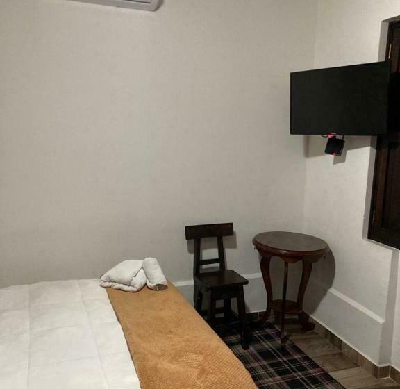 اتاق استاندارد, Boutique Colonial Cartago