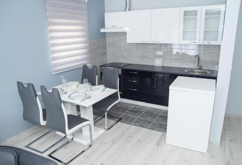 سوییت, Prenoćište Park