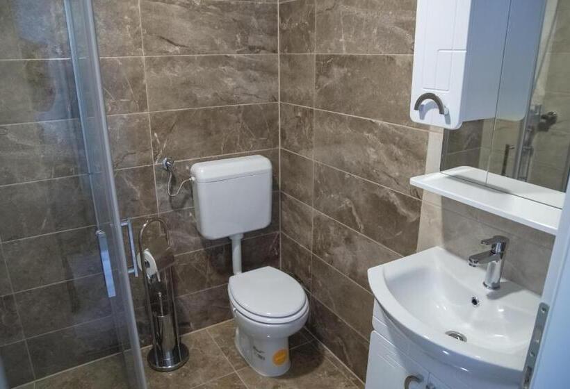 استودیوی استاندارد, Prenoćište Park