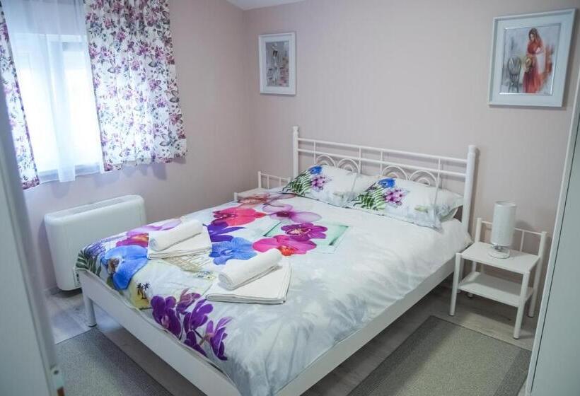 سوییت, Prenoćište Park