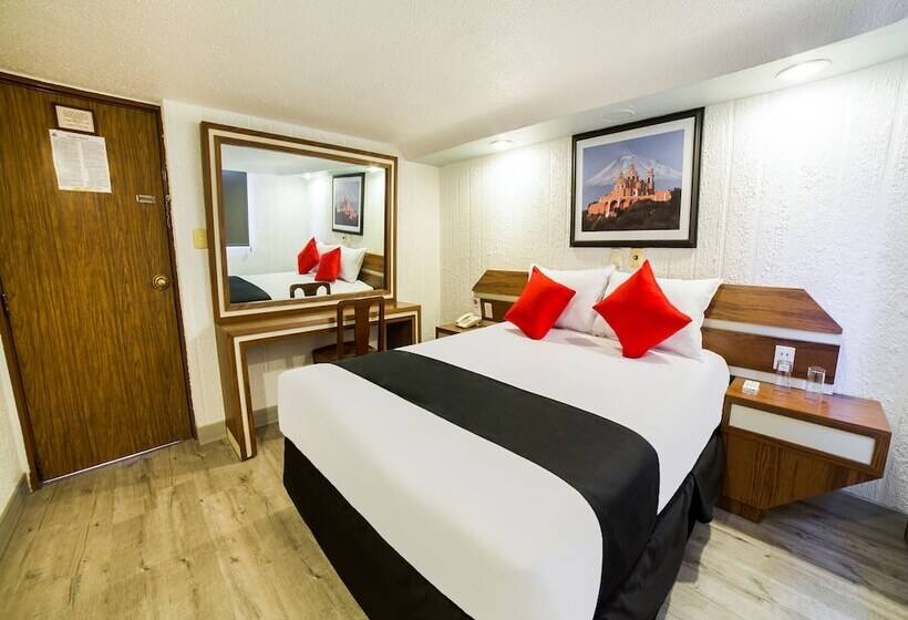 Standard Szoba, Marti