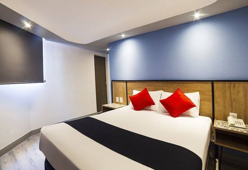 Superior Szoba, Marti